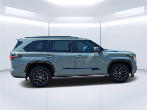Used 2024 Toyota Sequoia Limited image 2