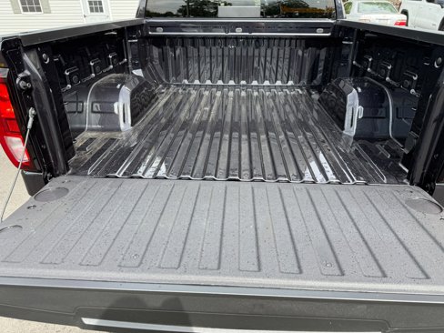 New 2026 GMC Sierra 1500 SLE w/ Preferred Package image 18