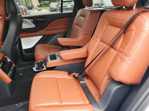 New 2025 Lincoln Aviator Reserve w/ Equipment Group 201A image 27