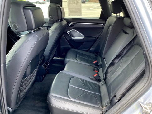 Used 2020 Audi Q3 2.0T Premium image 14