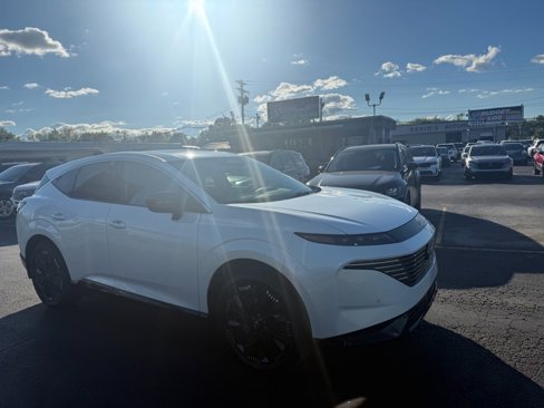 Used 2025 Nissan Murano Platinum w/ Cargo Package image 2
