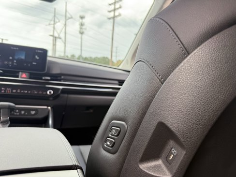 New 2026 Kia Carnival SX Prestige image 17