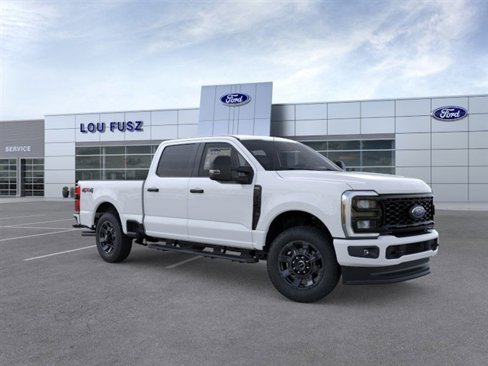 New 2026 Ford F250 4x4 Crew Cab Super Duty image 8