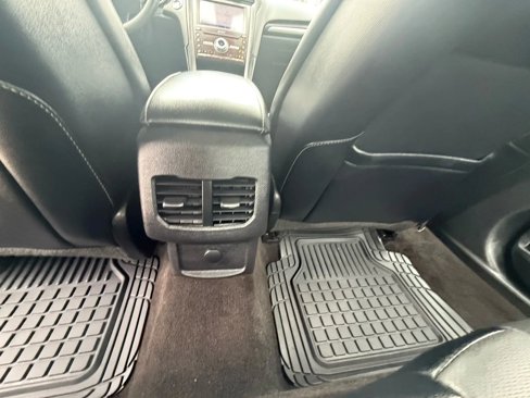 Used 2020 Ford Fusion Titanium image 16