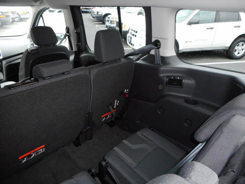 Used 2016 Ford Transit Connect XLT image 22