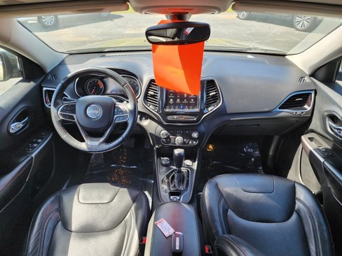 Used 2019 Jeep Cherokee Limited image 21