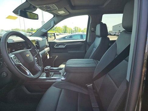 New 2026 Chevrolet Silverado 1500 LTZ w/ LTZ Premium Package image 16