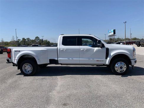 Used 2025 Ford F450 Platinum image 3