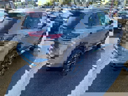 New 2026 Nissan Rogue Platinum image 8