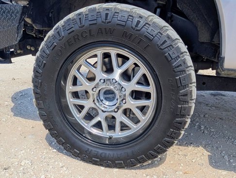 Used 2022 Ford F350 Lariat w/ Lariat Value Package image 22