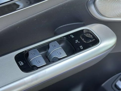 New 2025 Mercedes-Benz GLC 43 AMG 4MATIC image 18