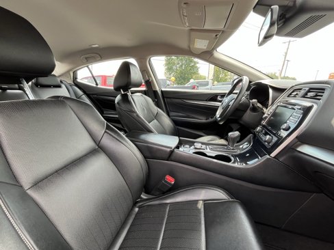 Used 2023 Nissan Maxima SV w/ Floor Mat Group image 19