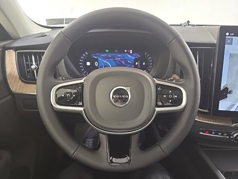 New 2026 Volvo XC60 B5 Plus w/ Protection Package Premier image 11