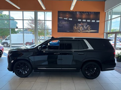 Used 2024 Cadillac Escalade Premium Luxury Platinum image 6