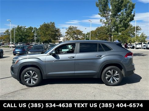 Used 2024 Volkswagen Atlas Cross Sport SE image 7