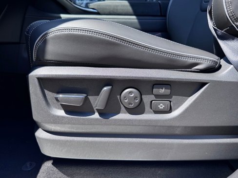 New 2025 INFINITI QX80 Sensory image 20