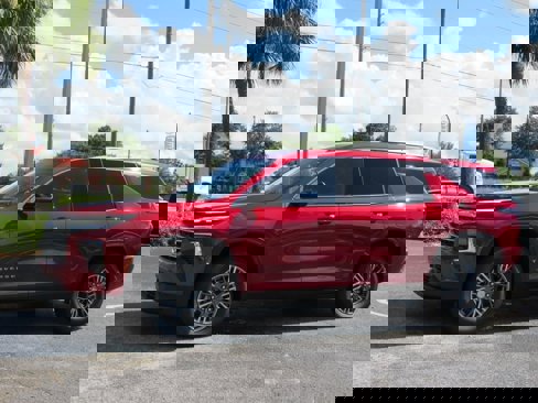 New 2026 Chevrolet Traverse LT w/ Driver Confidence Package image 2