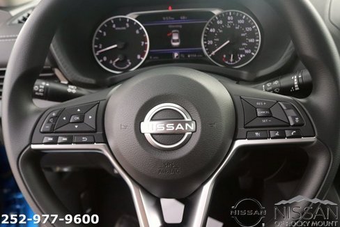 New 2025 Nissan Sentra SV image 14