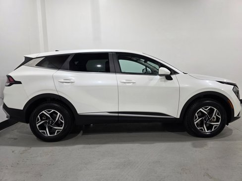Used 2023 Kia Sportage LX image 22