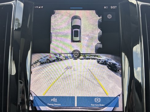 New 2025 Volvo XC60 T8 Plus w/ Protection Package Premier image 30