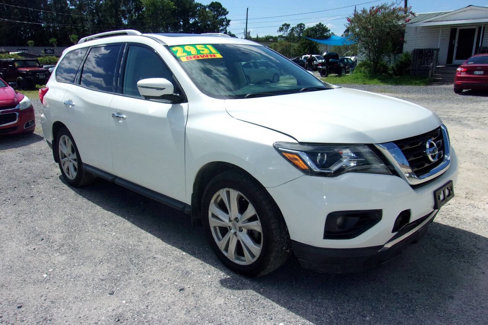 Used 2018 Nissan Pathfinder SL w/ SL Premium Package image 2