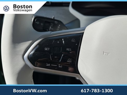New 2025 Volkswagen ID. Buzz 1st Edition image 11