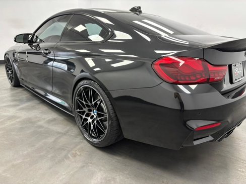 Used 2017 BMW M4 Competition image 21