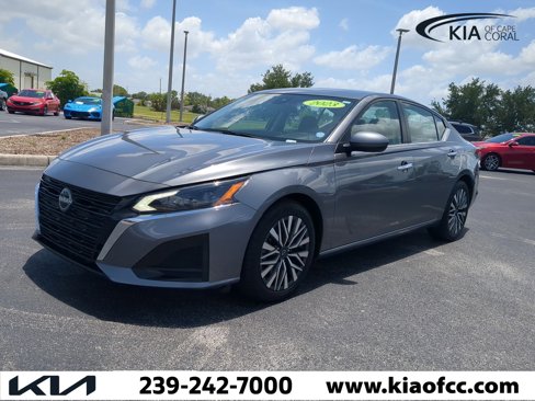 Used 2023 Nissan Altima 2.5 SV image 9