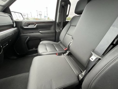 Used 2024 GMC Sierra 1500 SLT image 25