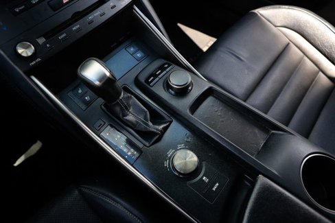 Used 2019 Lexus IS 300 F Sport image 40
