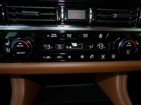 Certified 2023 Nissan Pathfinder Platinum image 36