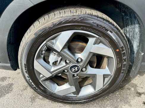 Used 2024 Hyundai Venue SEL image 47