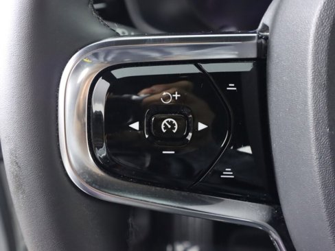 Used 2022 Polestar Polestar 2 w/ Performance Package image 12