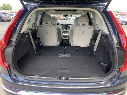 Certified 2025 Volvo XC90 T8 Plus w/ Protection Package Premier image 36