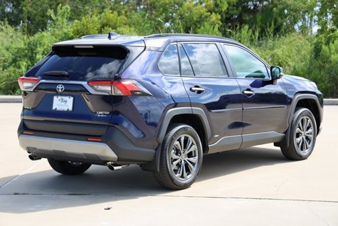 New 2025 Toyota RAV4 Limited image 8
