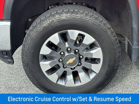 Used 2024 Chevrolet Silverado 2500 LT image 35