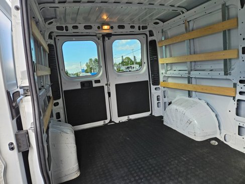 Used 2023 RAM ProMaster 2500 image 13