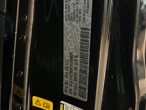 Certified 2022 Jeep Wrangler Unlimited Sahara image 28