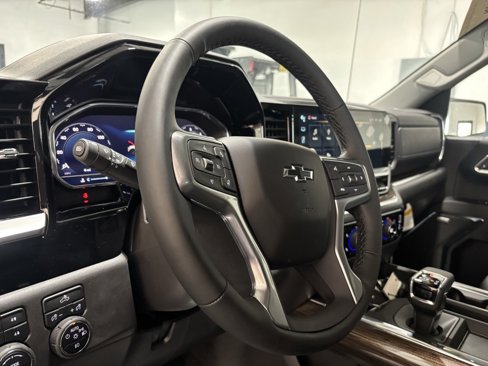 New 2025 Chevrolet Silverado 1500 LT Trail Boss w/ Convenience Package II image 14