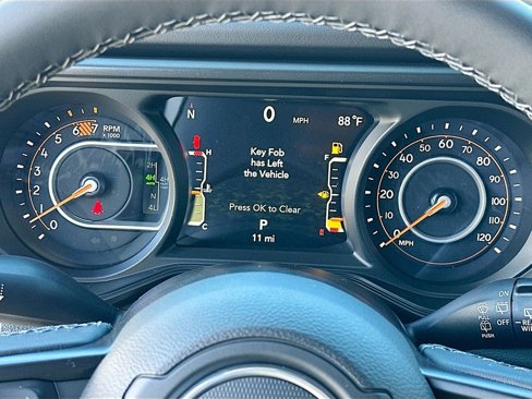 New 2025 Jeep Wrangler Unlimited Rubicon image 12