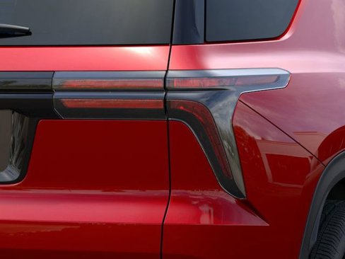 New 2026 Chevrolet Traverse LT image 11
