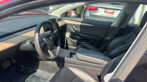 Used 2021 Tesla Model 3 Long Range image 16