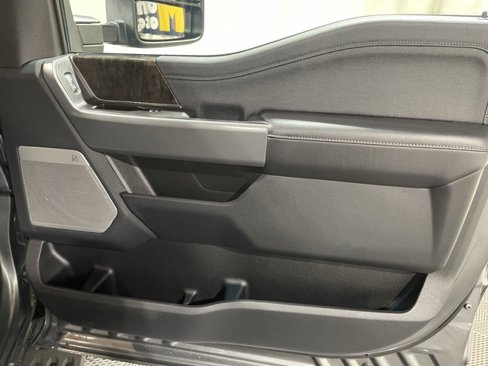 Used 2024 Ford F250 Lariat w/ Lariat Ultimate Package image 28