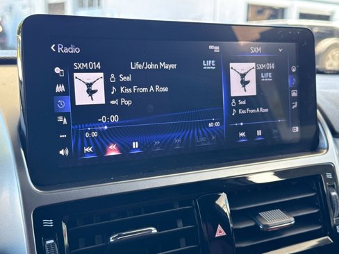Used 2023 Lexus GX 460 Premium image 18