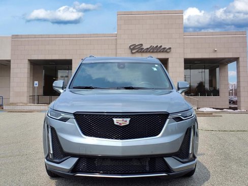 Used 2023 Cadillac XT6 Sport w/ LPO, Floor Liner Package image 2