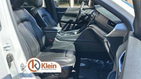 Used 2024 Jeep Grand Cherokee L Limited w/ Luxury Tech Group II image 33