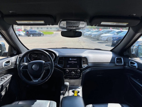 Used 2019 Jeep Grand Cherokee Limited image 19