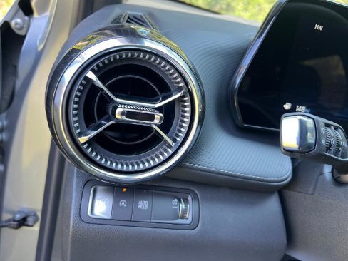 New 2026 Chevrolet Equinox LT w/ Convenience Package II image 16