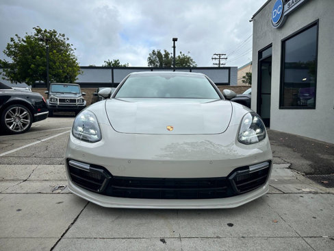 Used 2018 Porsche Panamera Turbo image 3