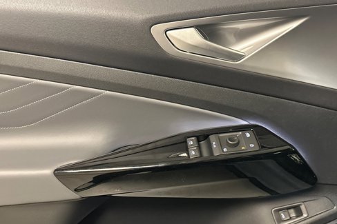New 2025 Volkswagen ID.4 Pro S Plus image 10
